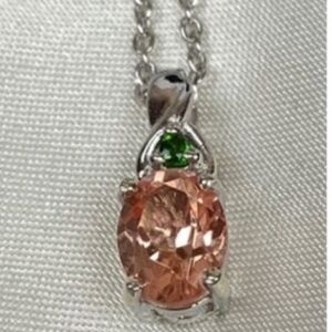 🧡Morganique Quartz Pendant🧡